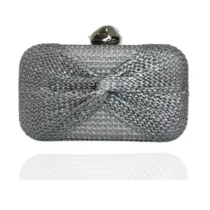 CLUTCH SINTÉTICA TORCIDA NA FRENTE