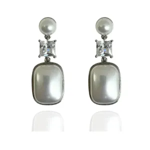 BRINCO FESTA PÉROLAS E ZIRCÔNIA QUADRADA