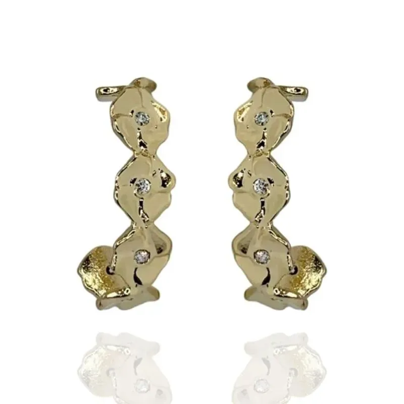 BRINCO EAR HOOK FLORES E MIOLO DE ZIRCÔNIA