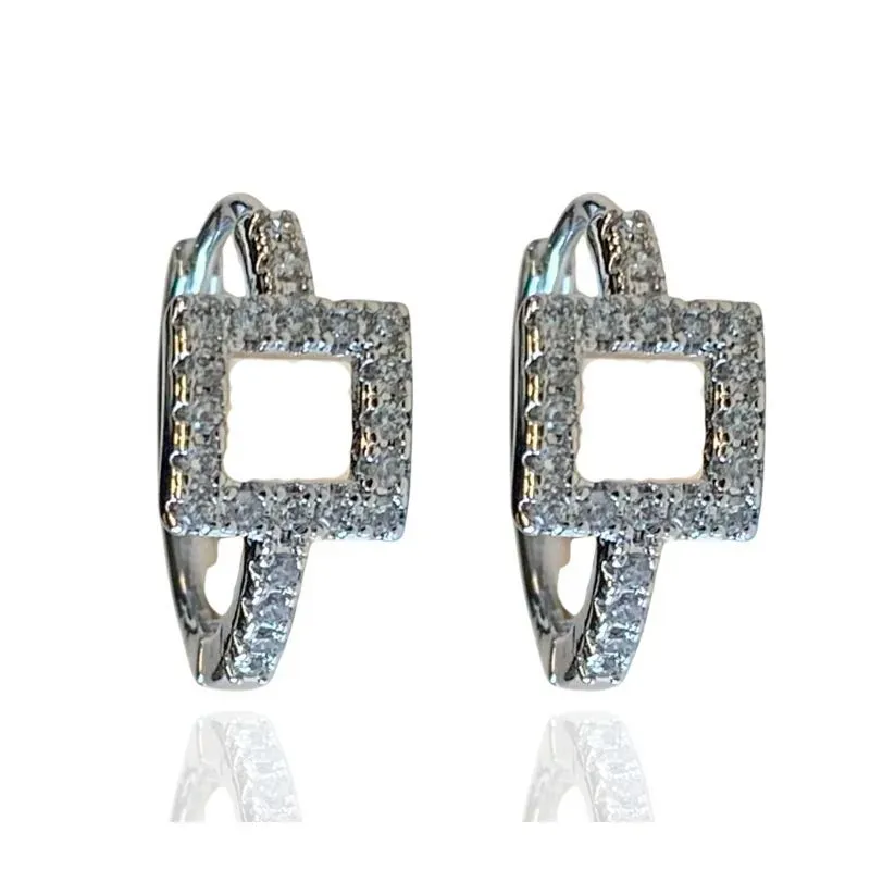 ARGOLA  QUADRADO CRAVEJADO