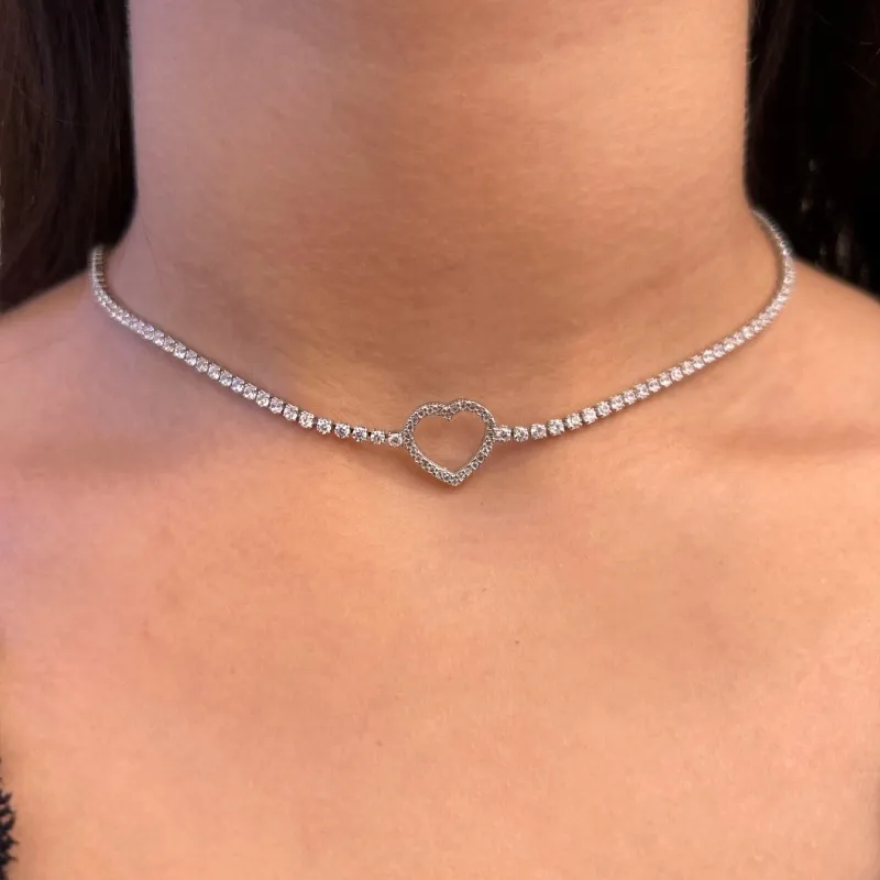 CHOKER RIVIERA E CORAÇÃO VAZADO CRAVEJADO