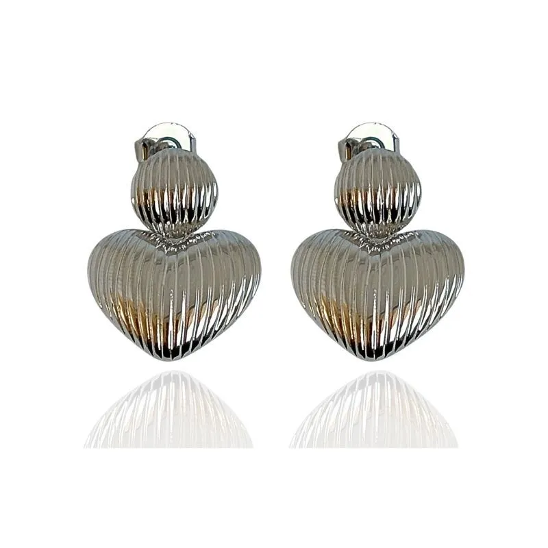 BRINCO BALANÇO CORAÇÃO COM EFEITO BRINCO BALANÇO CORAÇÃO COM EFEITO