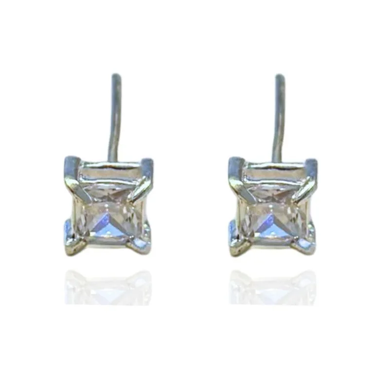 BRINCO PONTO DE LUZ QUADRADO COM GARRA